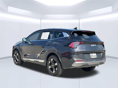 Used 2026 Kia Sportage LX FWD image 4