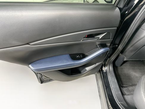 Used 2020 MAZDA CX-30 FWD w/ Preferred Package image 26