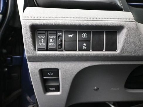 Used 2023 Honda Odyssey EX-L image 33