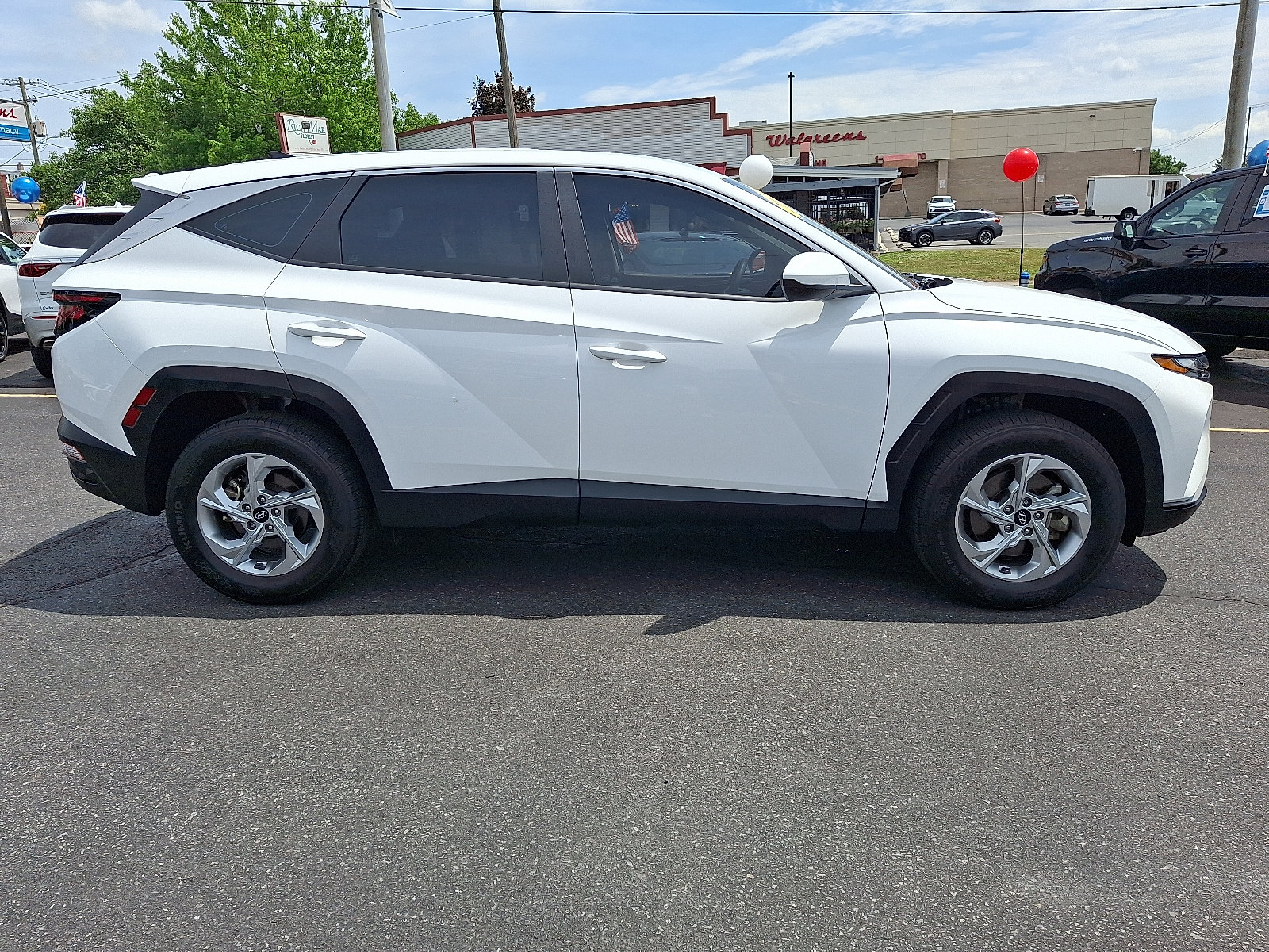 Used 2024 Hyundai Tucson SE AWD/4WD image 7