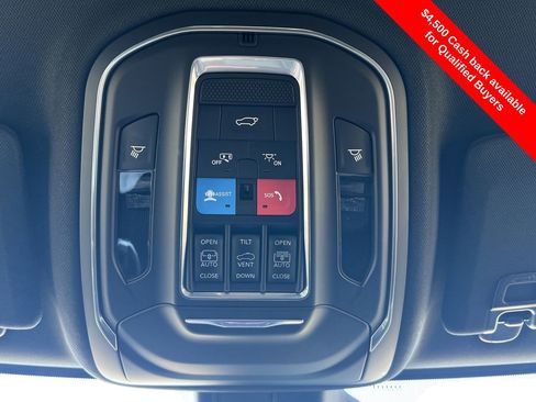 New 2025 Jeep Grand Cherokee L Limited image 16