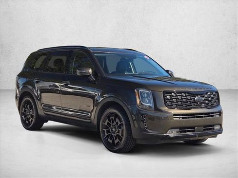 Used 2021 Kia Telluride SX w/ Nightfall Edition Package image 3