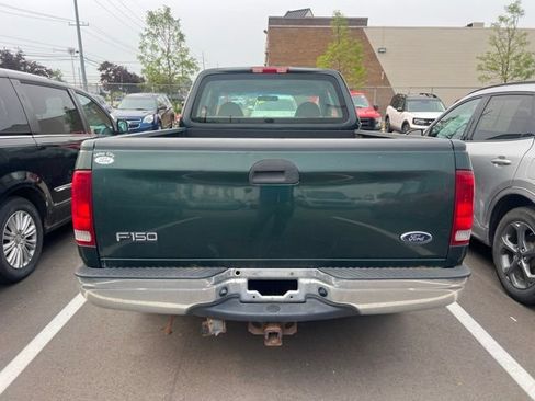 Used 2001 Ford F150 Lariat RWD image 5