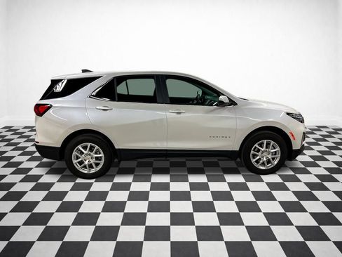 Certified 2023 Chevrolet Equinox LT image 2