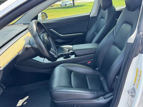 Used 2020 Tesla Model 3 Long Range AWD/4WD image 5