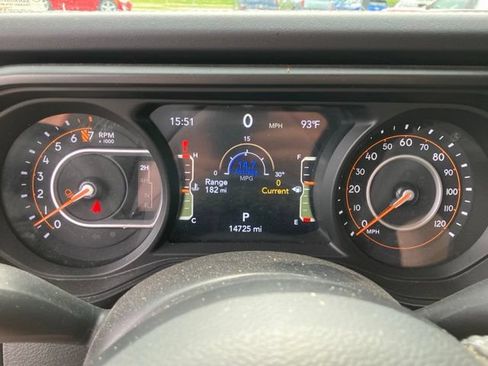 Used 2026 Jeep Gladiator Mojave AWD/4WD image 3