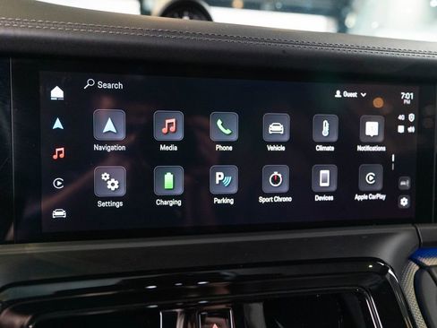 Certified 2025 Porsche Panamera 4S AWD/4WD image 27