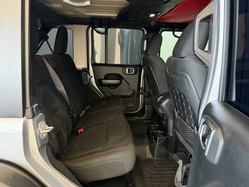 Used 2018 Jeep Wrangler Unlimited Rubicon AWD/4WD image 20