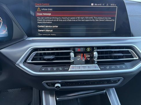 Used 2023 BMW X5 xDrive40i w/ Executive Package AWD/4WD image 30