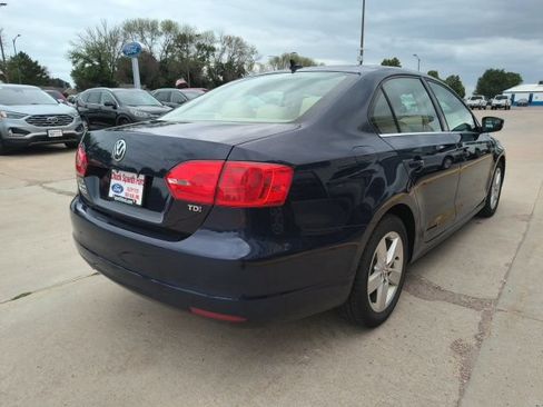 Used 2013 Volkswagen Jetta TDI FWD image 6