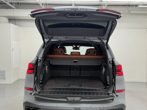 Used 2024 BMW X5 M60i AWD/4WD image 38