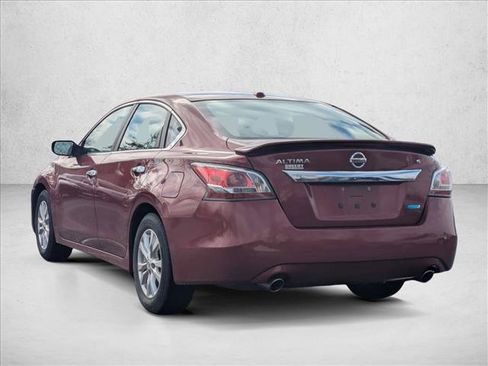 Used 2014 Nissan Altima 2.5 S w/ Sport Value Package image 7