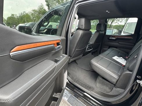 Used 2023 GMC Sierra 1500 Denali AWD/4WD image 4
