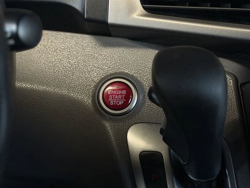 Used 2016 Honda Odyssey SE image 30