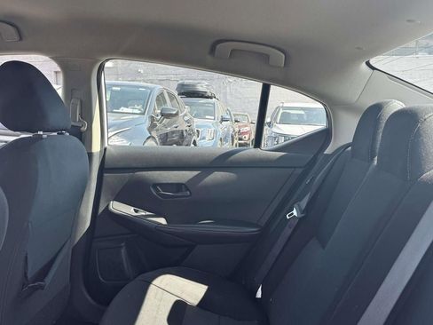 Used 2024 Nissan Sentra SV FWD image 12