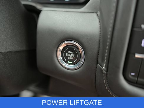 Used 2023 GMC Yukon XL Denali Ultimate w/ LPO, Floor Liner Package AWD/4WD image 24