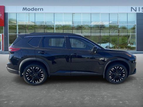 New 2026 Nissan Rogue SV image 4