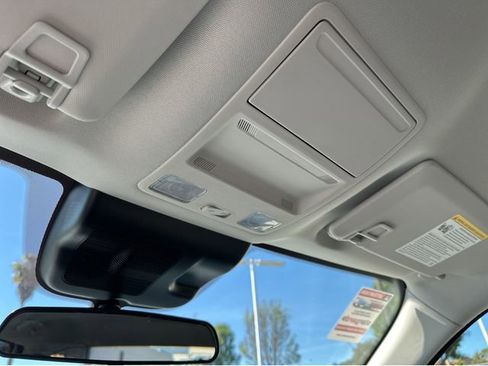 New 2026 Ford Maverick Lariat image 21