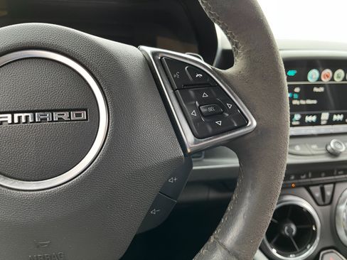 Used 2018 Chevrolet Camaro SS image 24