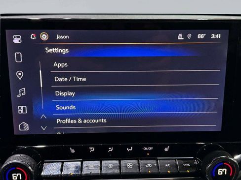 Used 2024 Chevrolet Colorado LT w/ LT Convenience Package II image 45