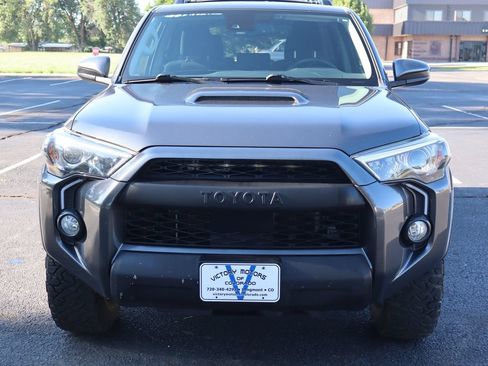 Used 2020 Toyota 4Runner TRD Off-Road AWD/4WD image 12