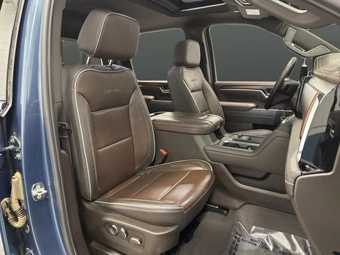 Used 2025 GMC Sierra 3500 Denali image 34