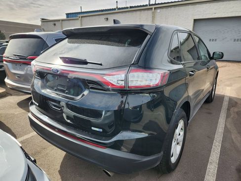 Used 2018 Ford Edge SE image 5