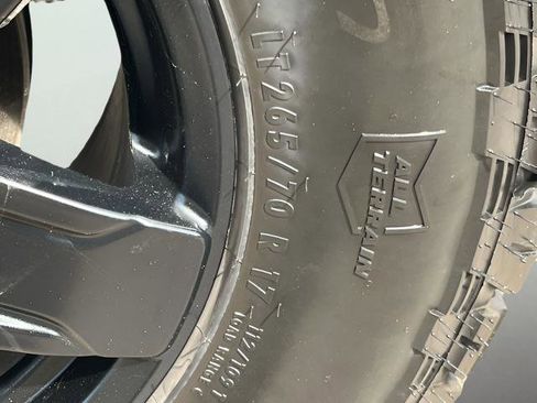 Used 2024 Ford Bronco Black Diamond image 11