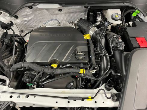 Used 2025 Buick Envista Sport Touring image 30