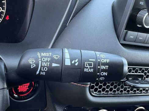 Used 2025 Honda HR-V Sport image 23