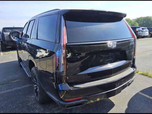 Used 2023 Cadillac Escalade Sport Platinum w/ LPO, ONYX Package AWD/4WD image 7
