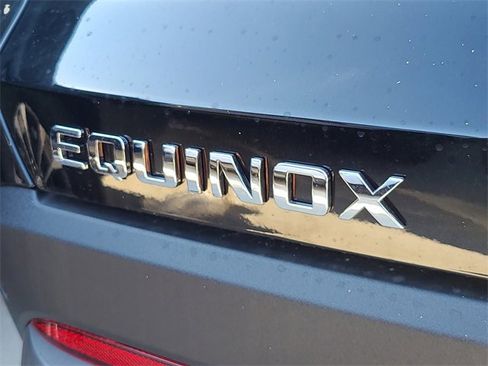New 2026 Chevrolet Equinox LT image 6