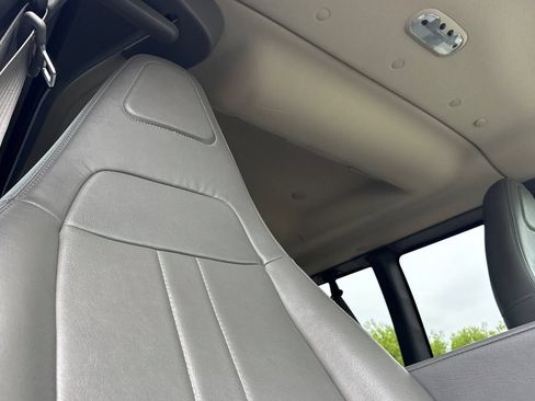 Used 2020 Chevrolet Express 3500 LS RWD image 19