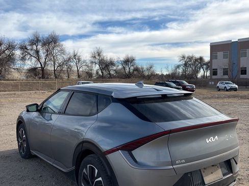 Used 2022 Kia EV6 Wind image 3