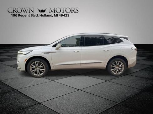 Used 2022 Buick Enclave Premium w/ Experience Buick Package AWD/4WD image 9