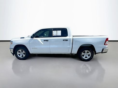 Used 2023 RAM 1500 Big Horn AWD/4WD image 4
