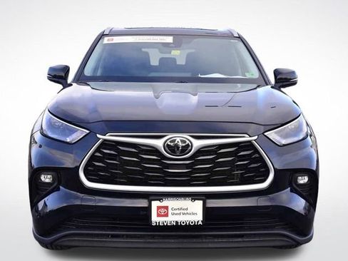 Certified 2023 Toyota Highlander XLE image 7