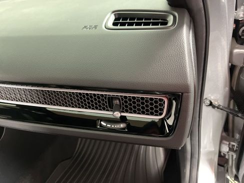 Certified 2025 Honda Civic Sport Touring image 21