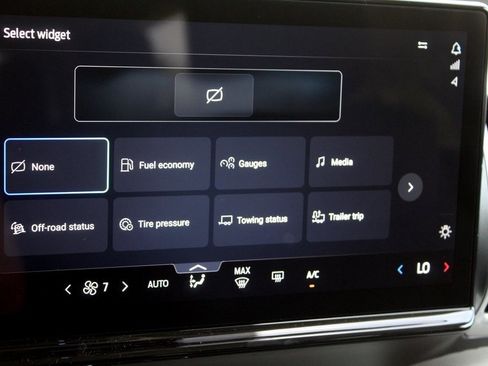 New 2025 Ford Expedition Max Active image 28