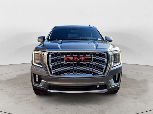 Used 2021 GMC Yukon XL Denali AWD/4WD image 2