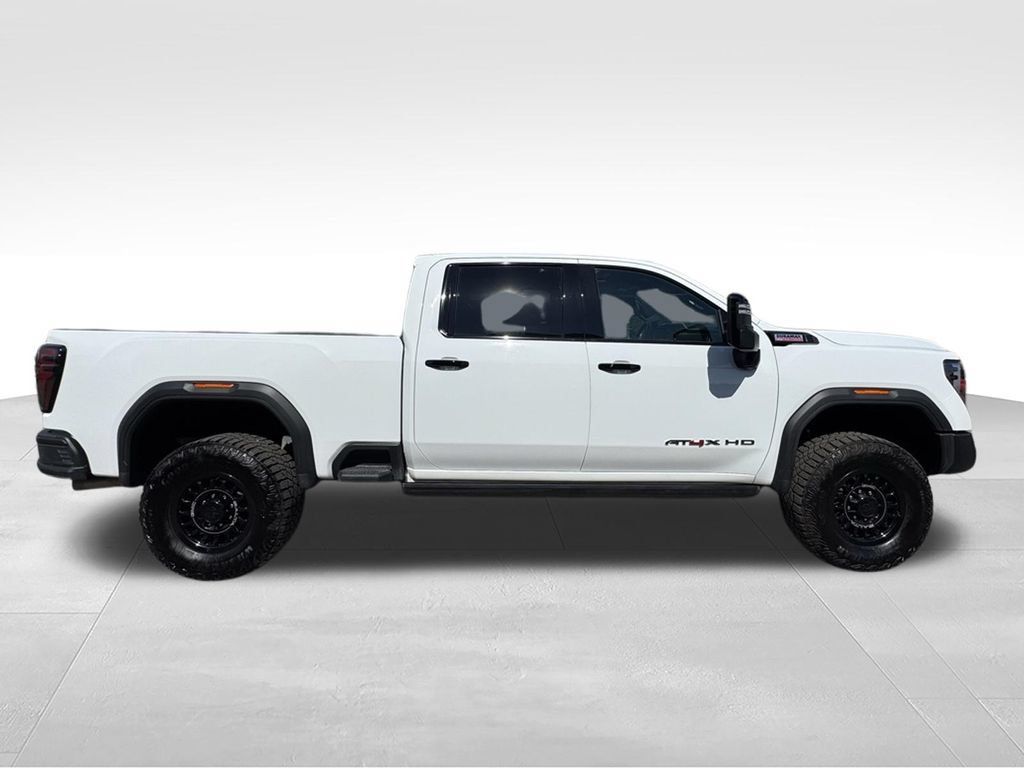 Used 2025 GMC Sierra 2500 AT4X w/ AT4X AEV Edition AWD/4WD image 6
