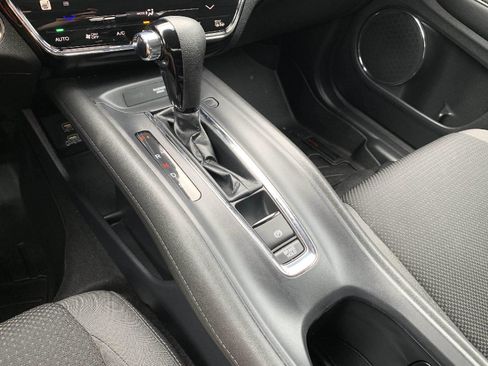 Certified 2022 Honda HR-V EX image 29
