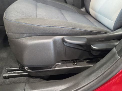 Used 2024 Chevrolet Trax LS w/ LS Convenience Package FWD image 15