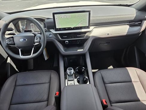 New 2026 Ford Explorer Platinum RWD image 13