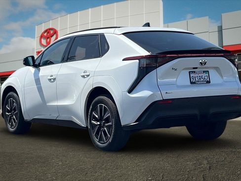 Certified 2026 Toyota bZ FWD image 5