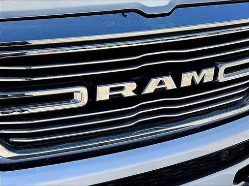 Used 2023 RAM 1500 Laramie AWD/4WD image 37
