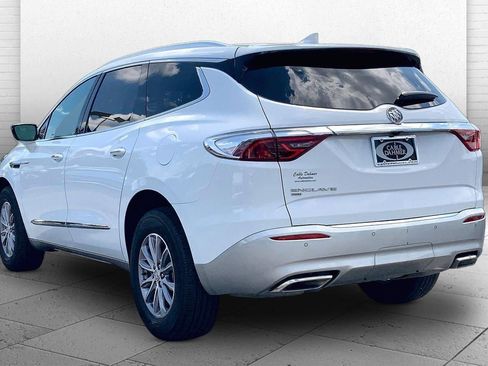 Used 2023 Buick Enclave Essence w/ Trailering Package, 5000 lbs. AWD/4WD image 9