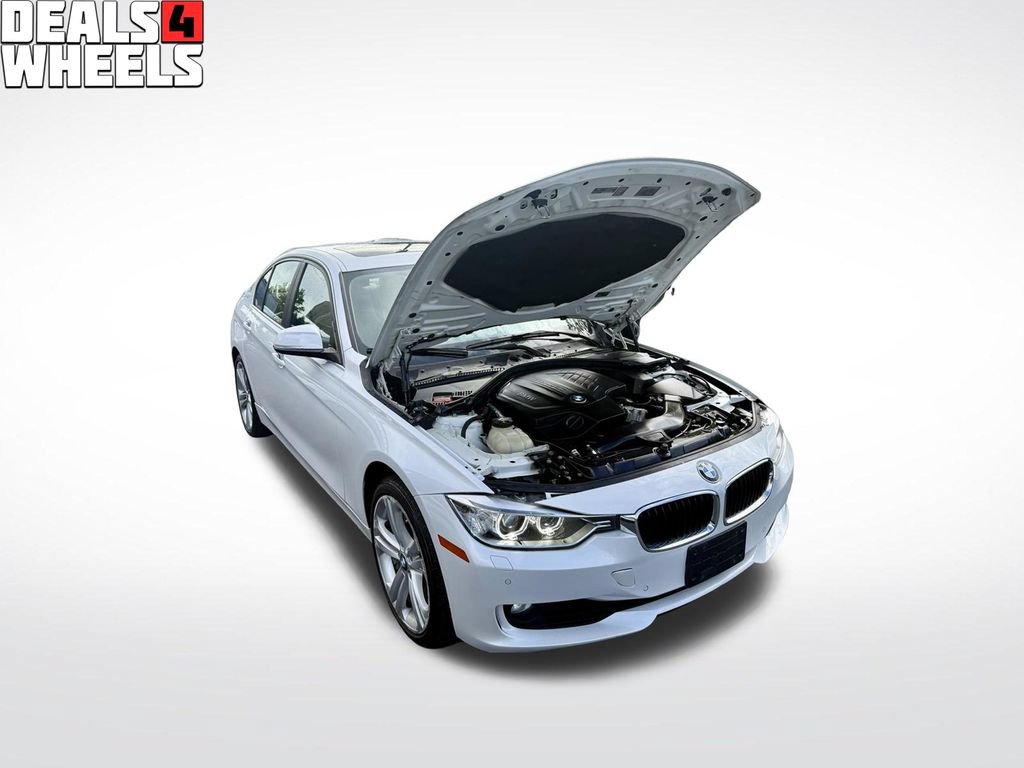 Used 2015 BMW 335i xDrive Sedan AWD/4WD image 4