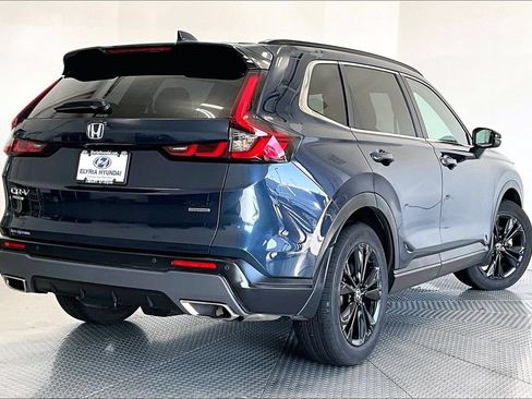 Used 2023 Honda CR-V Sport Touring image 2