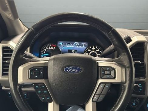 Used 2017 Ford F150 Lariat w/ Trailer Tow Package image 14